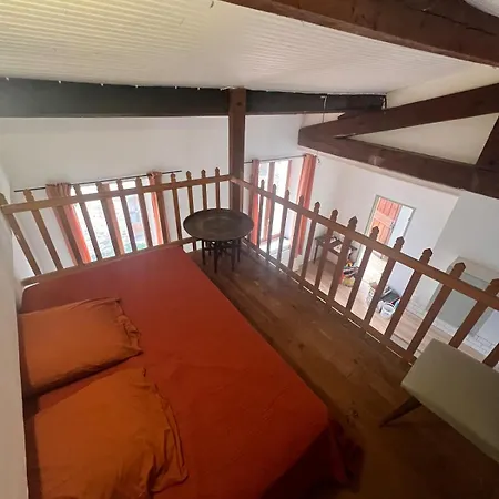 With Mezzanine Lejlighed Prades (Pyrenees-Orientales)